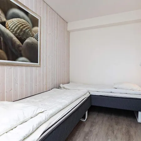 Strandblick Iv *